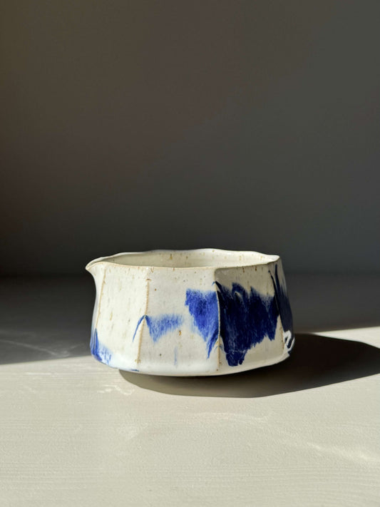 Faceted Matcha Bowl with Spout – Cobalt Blue & Glossy White Glaze #01, handmade ceramic with unique faceted design.