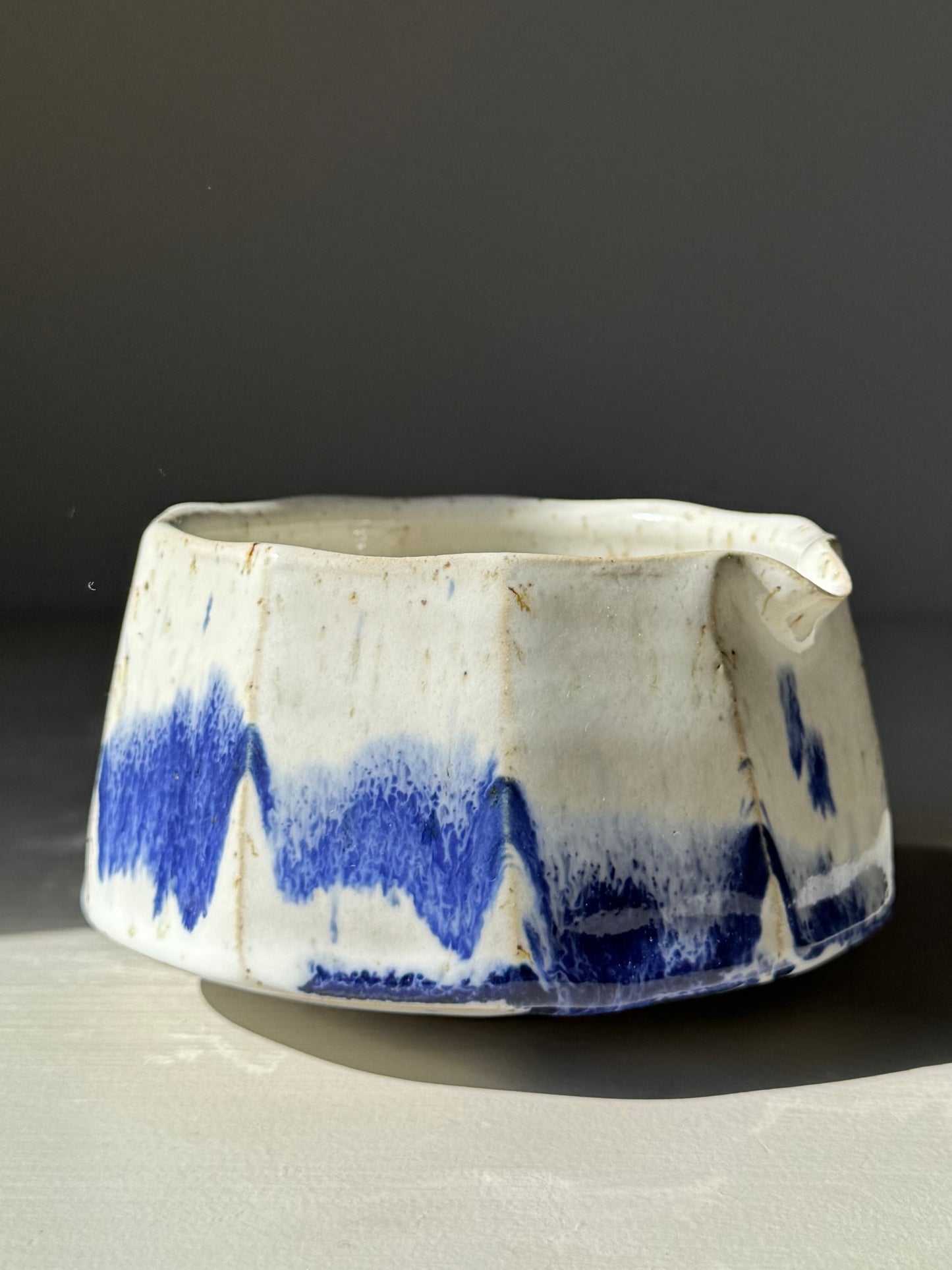 Faceted Matcha Bowl with Spout – Cobalt Blue & Glossy White Glaze #02