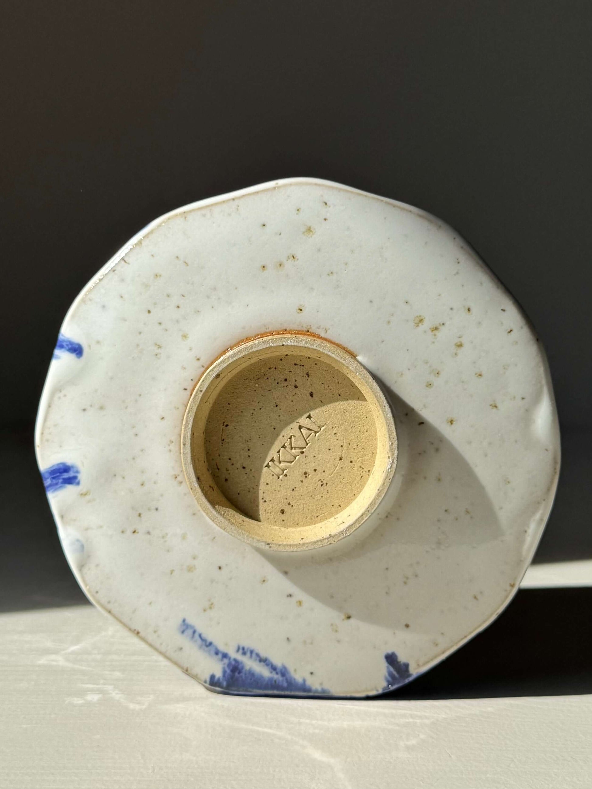 Faceted Matcha Bowl – Cobalt Blue & Glossy White Glaze #01 handmade ceramic base view