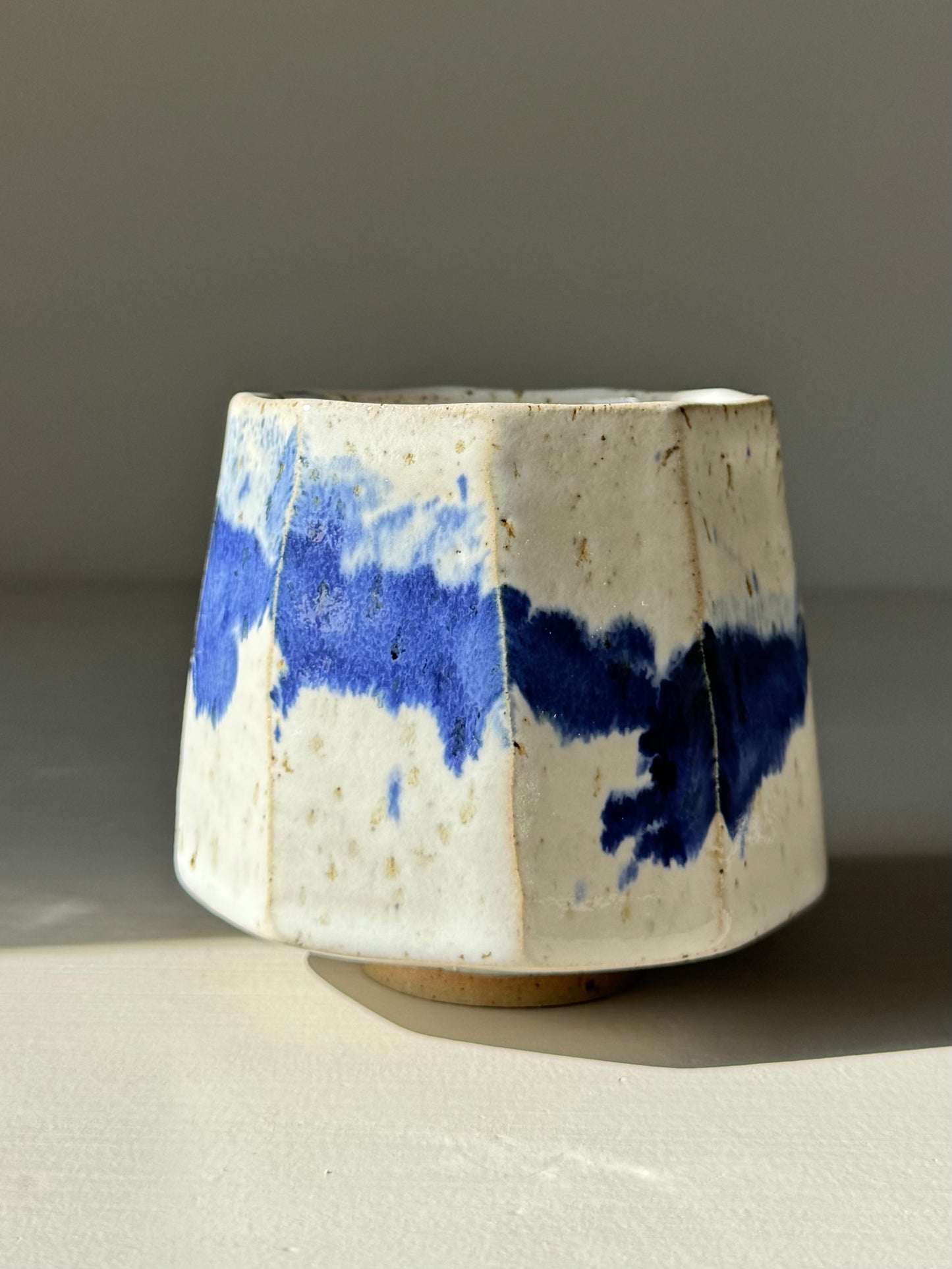 Faceted Cup – Cobalt Blue & Glossy White #02