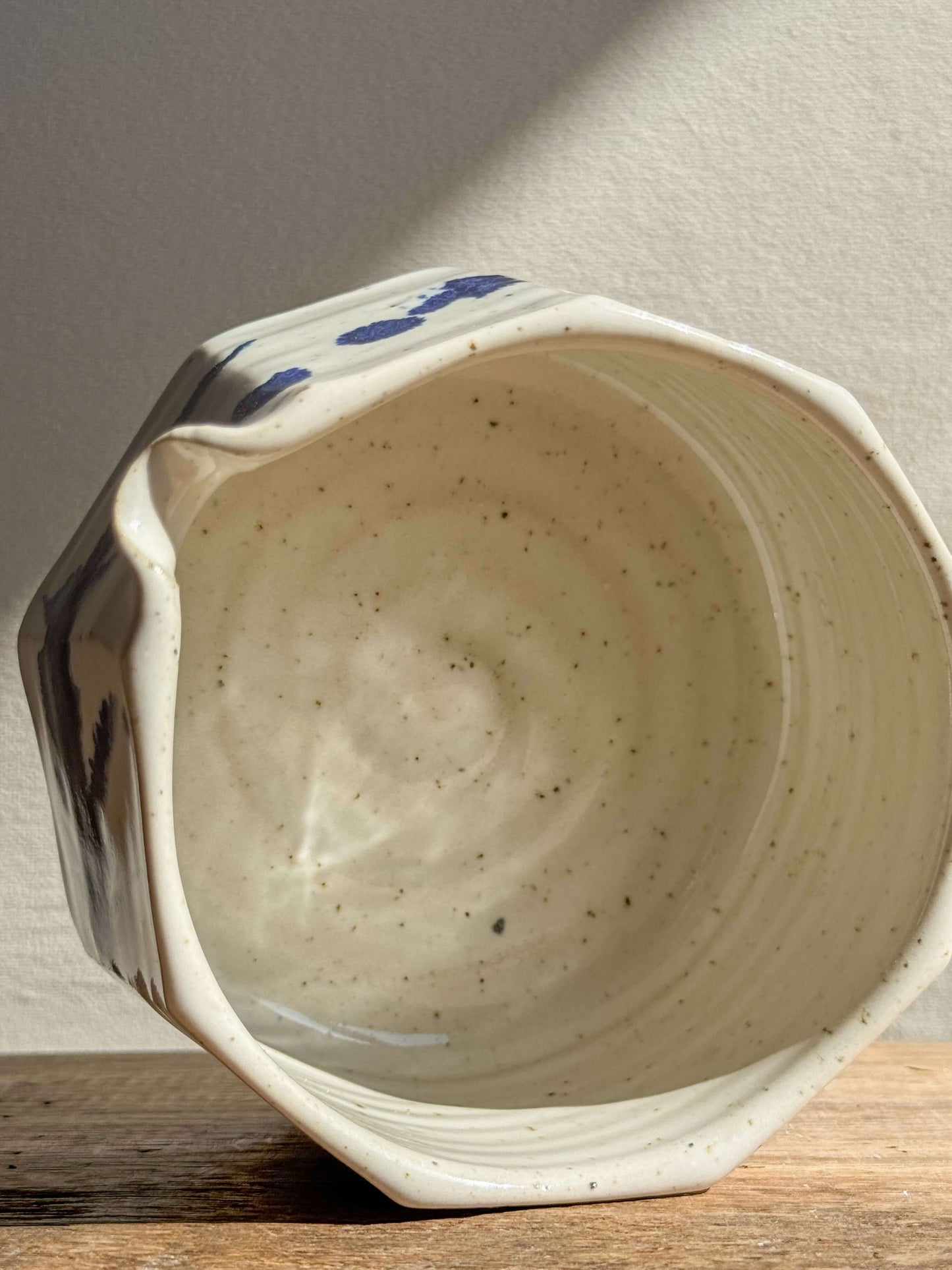 Faceted Matcha Bowl with Spout – Cobalt Blue & Glossy White Glaze #03