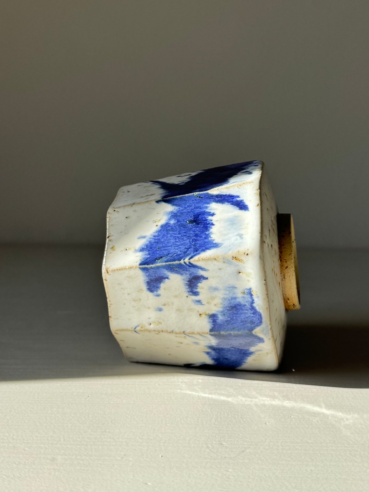 Faceted Cup – Cobalt Blue & Glossy White #04