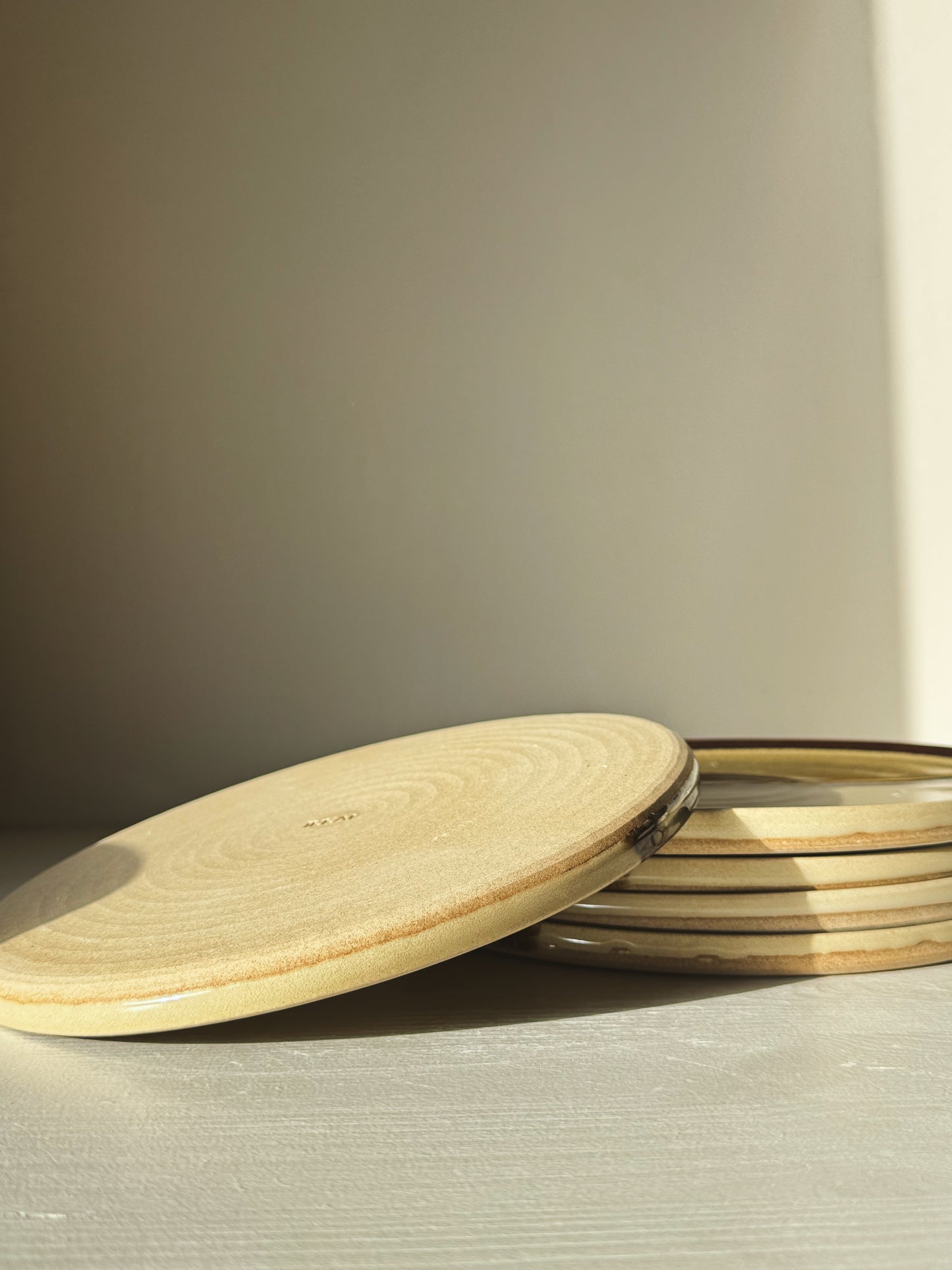 Flat Round Breakfast Plate – Inyo