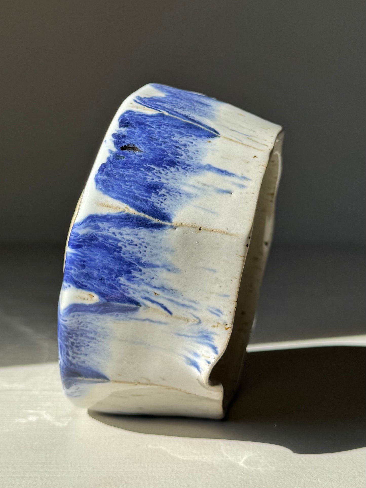 Faceted Matcha Bowl with Spout – Cobalt Blue & Glossy White Glaze #01