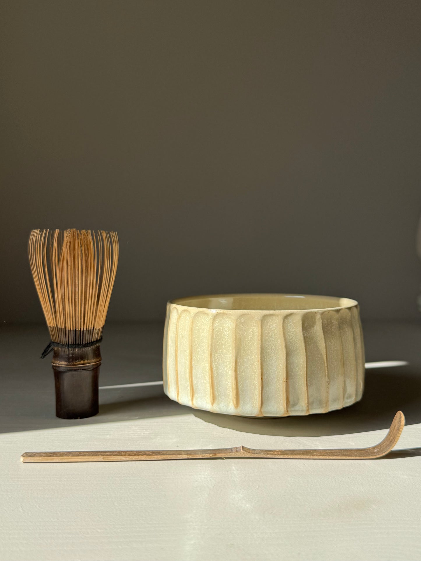 Carved Matcha Bowl – Moonstone Glaze #01