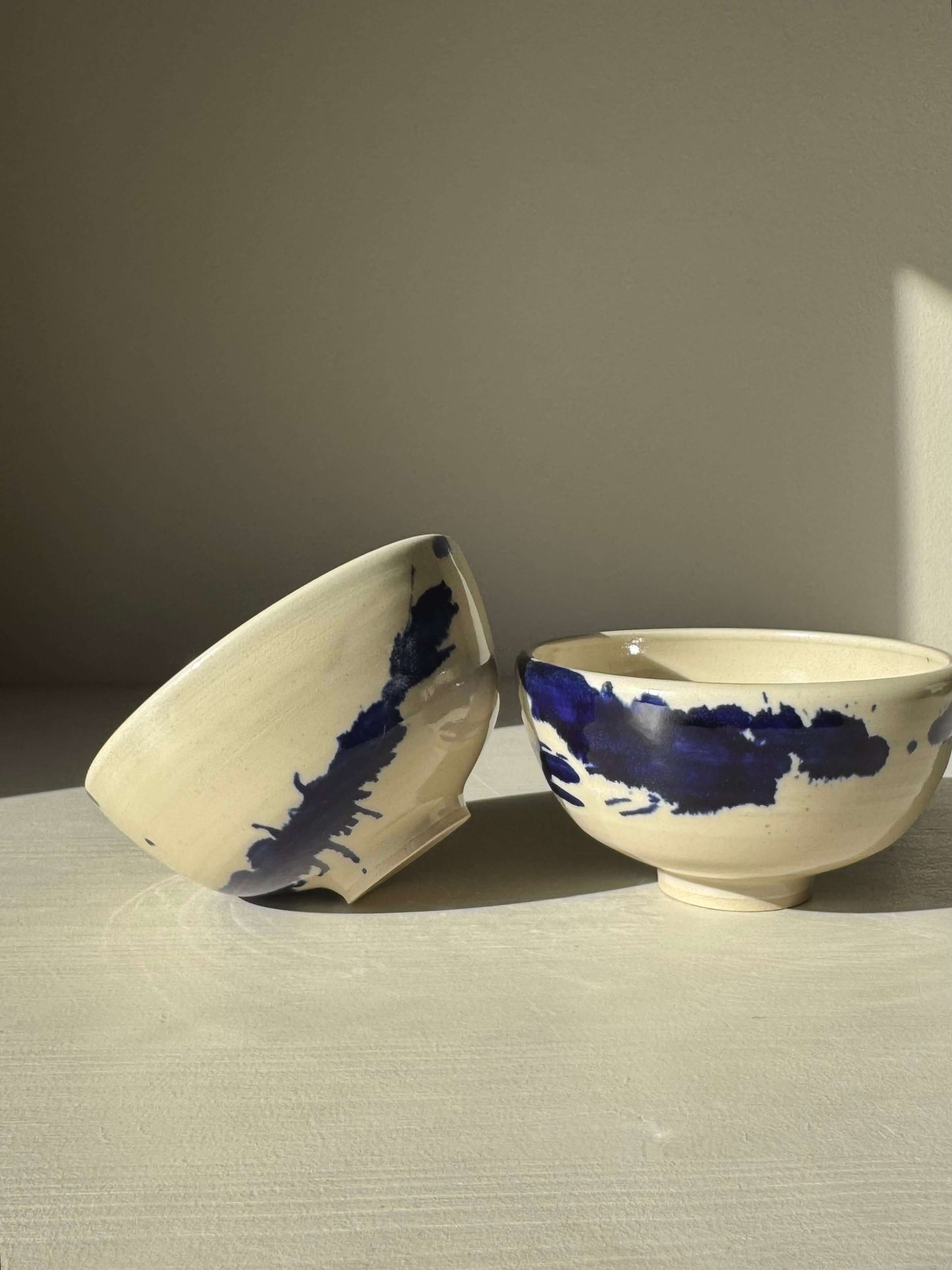 Handmade ceramic Small Bowl - Gosu with cobalt blue splashes, unique and perfect for snacks or side dishes.