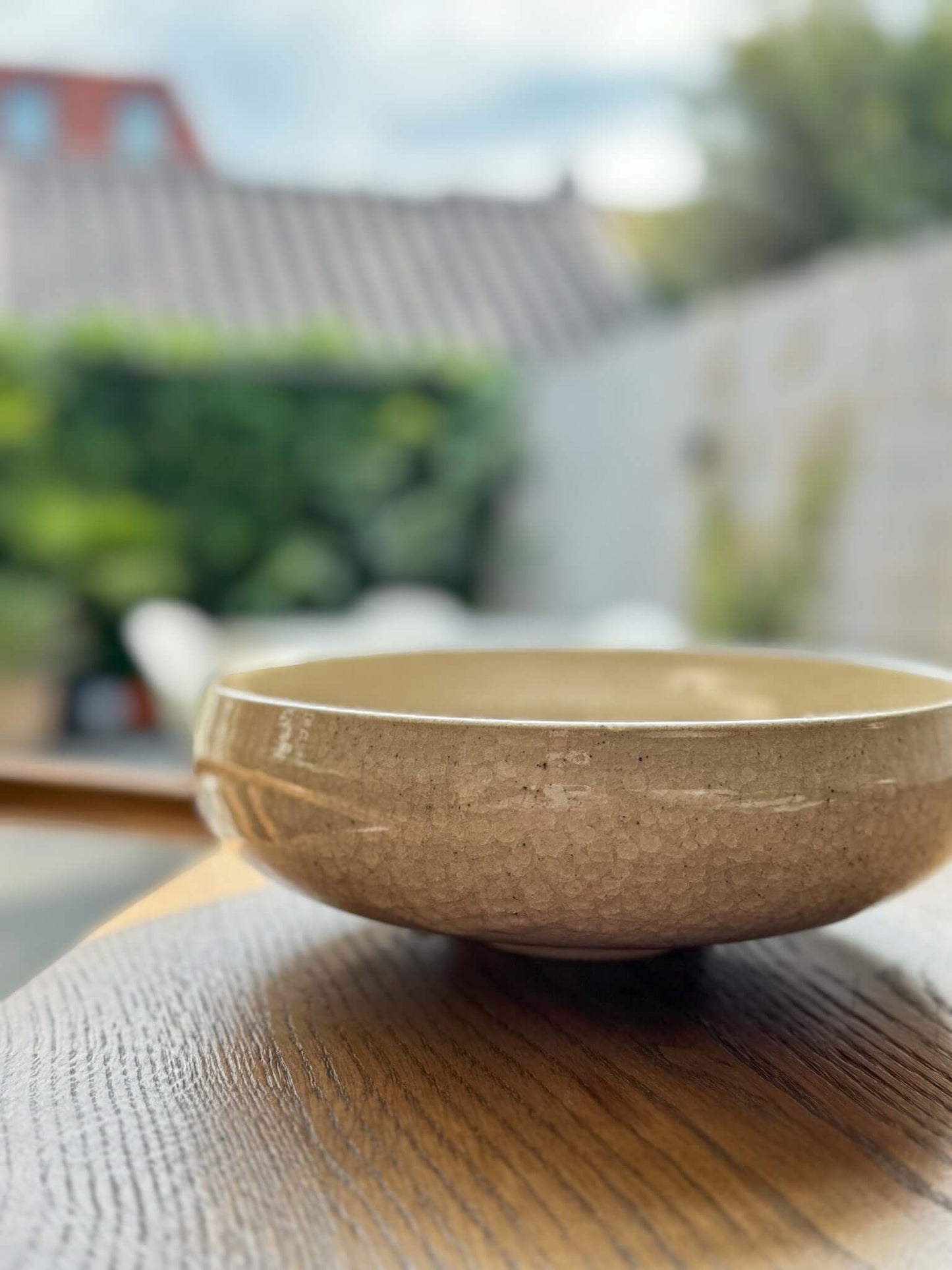 Wide Serving Bowl - Kannyū