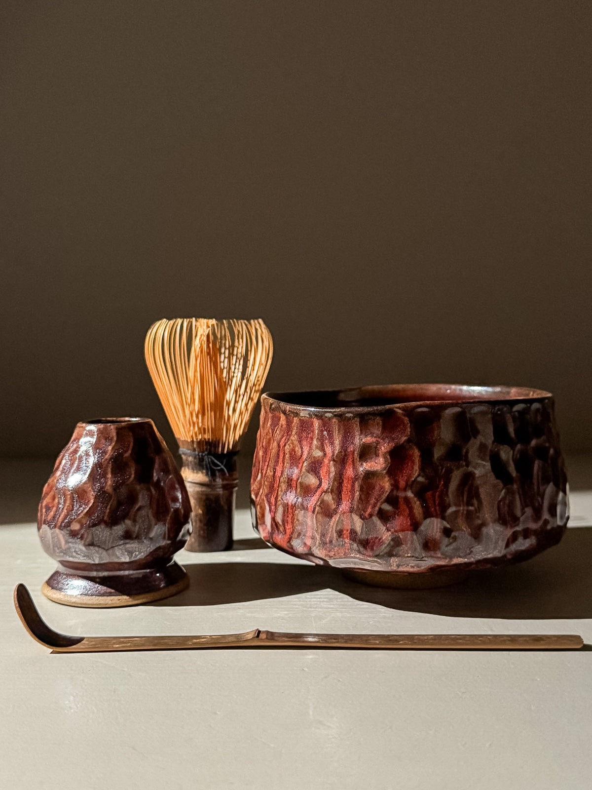 Handgekerfde Matcha Kom - Bordeauxrode #03