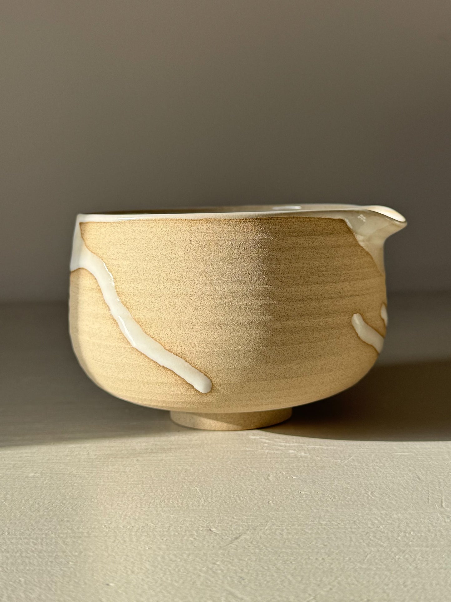 Matcha Bowl with Spout – Yuki #06