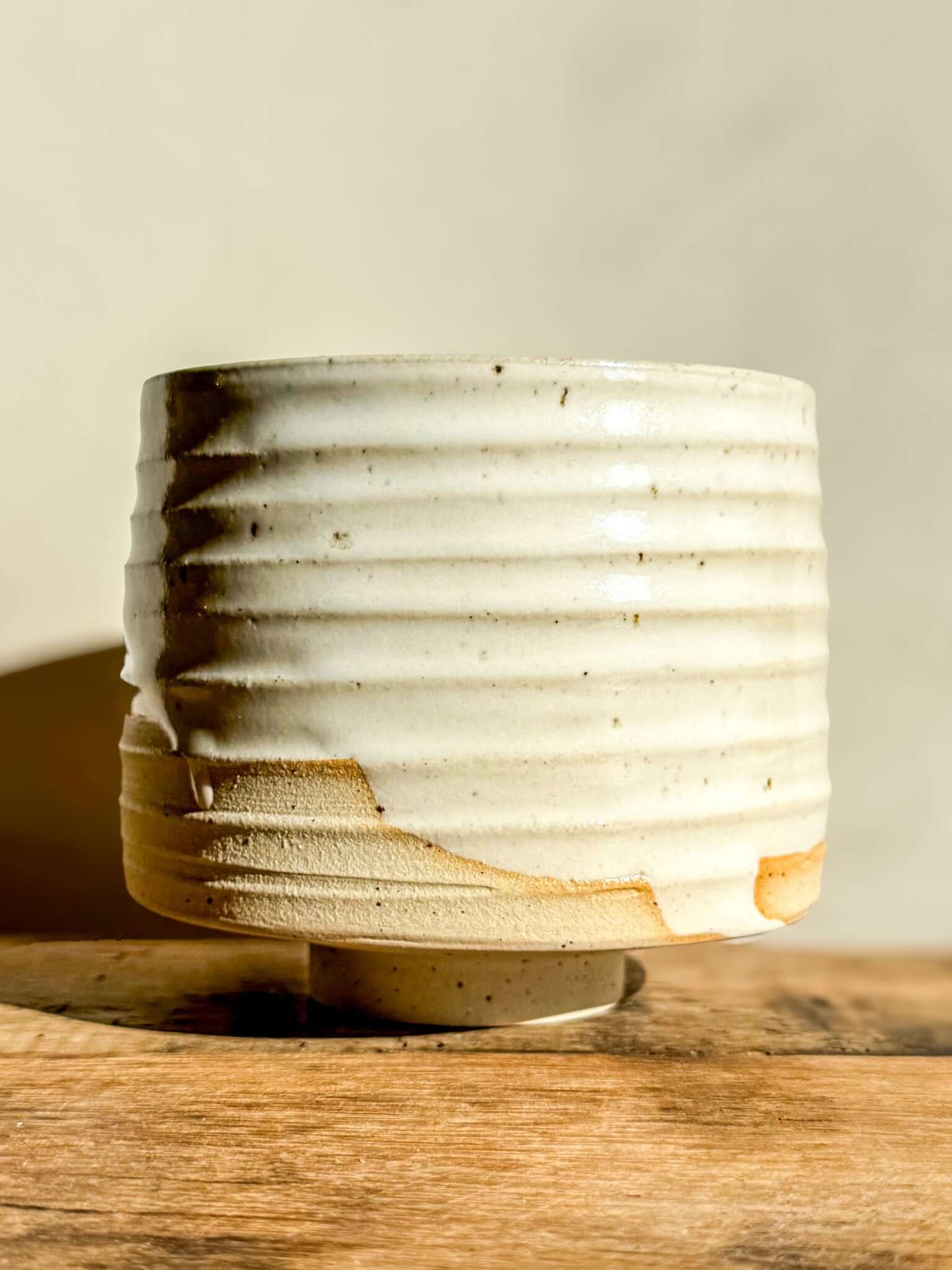 Tall Matcha Bowl – Half Glossy White Glaze #01
