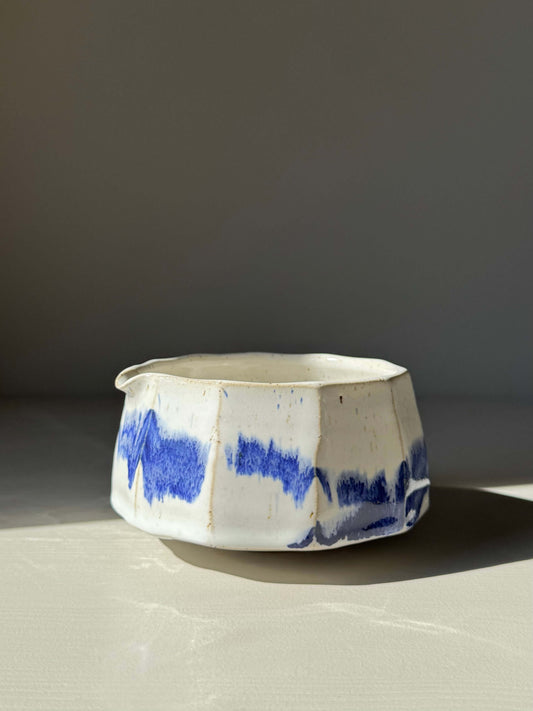 Faceted Matcha Bowl with Spout – Cobalt Blue & Glossy White Glaze #05, handmade ceramic with a unique textured design.