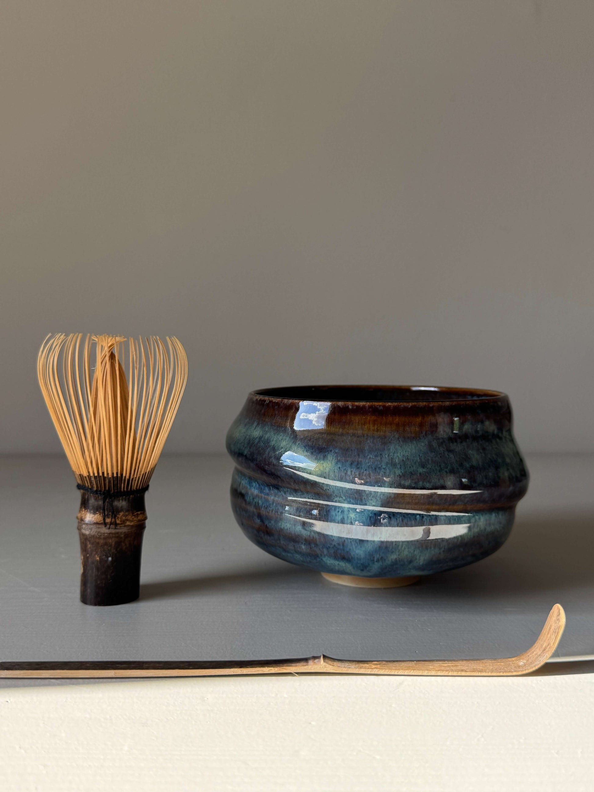 Handmade ceramic Matcha Bowl - Glossy Blue #02 with whisk