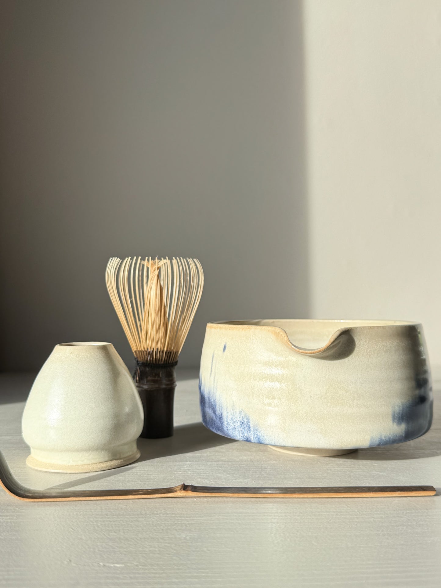 Matcha bowl Spout - Moonstone & Blue #01 with bamboo whisk and accessories in natural light