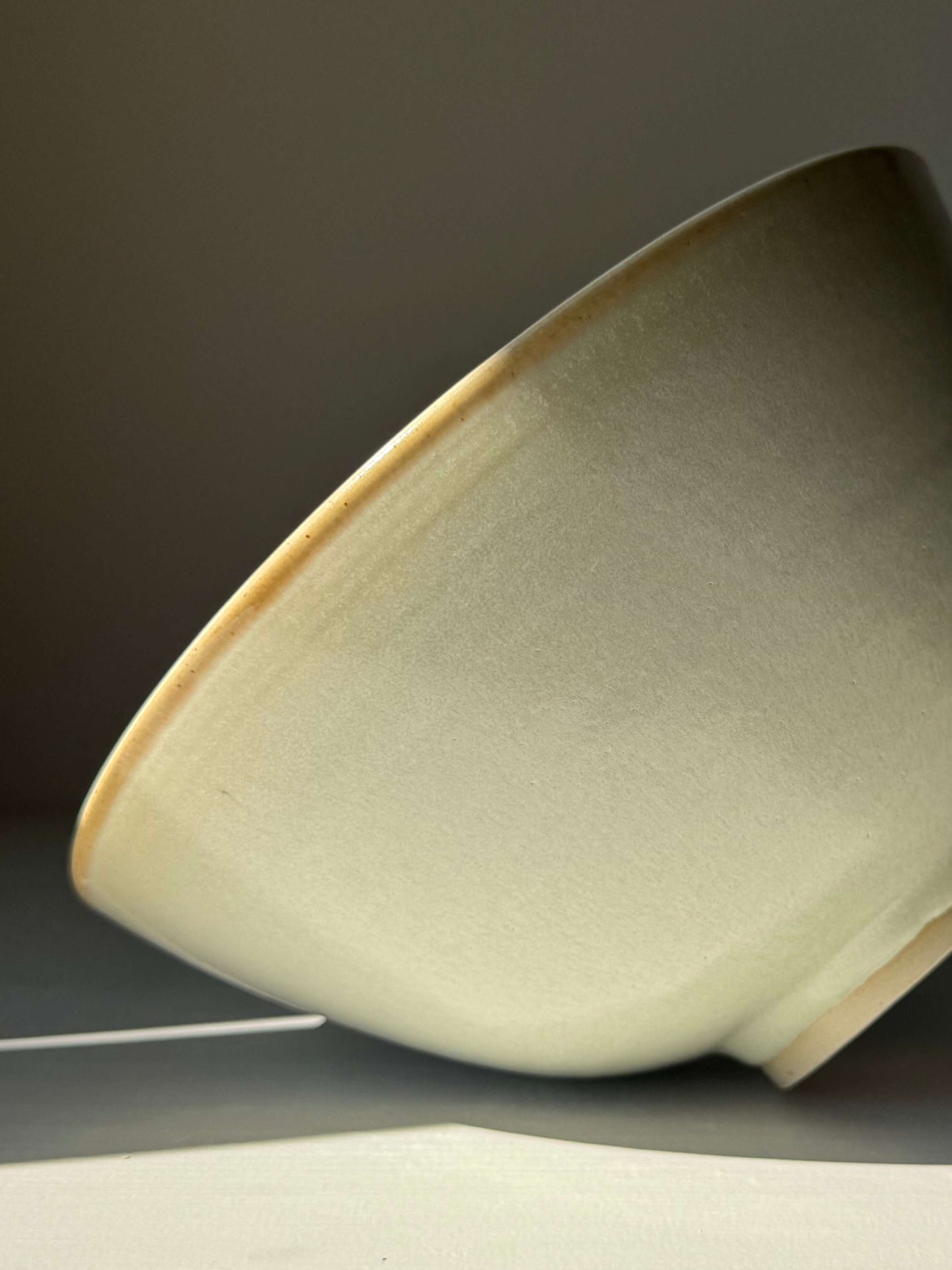 Pouring Bowl – Moonstone, handmade ceramic bowl with Moonstone glaze finish, medium size with carved spout and subtle elegance.