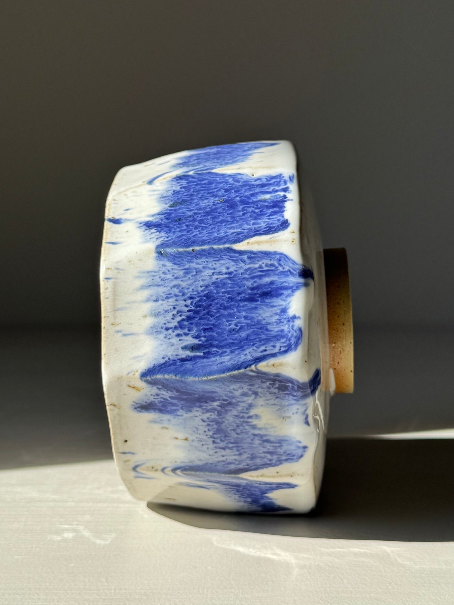 Faceted Matcha Bowl – Cobalt Blue & Glossy White Glaze #01