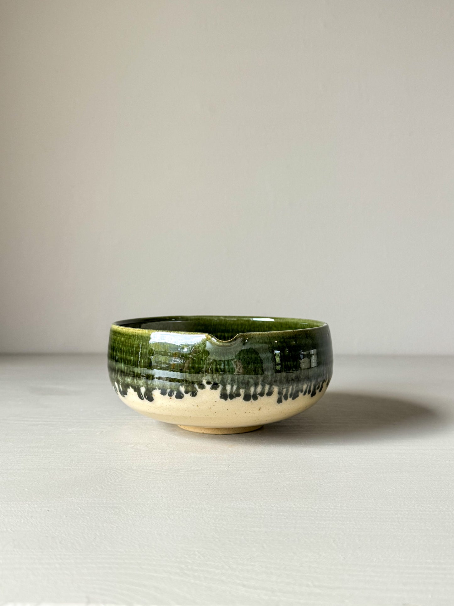 Matcha bowl with spout - Clear glaze & Green Rim 02