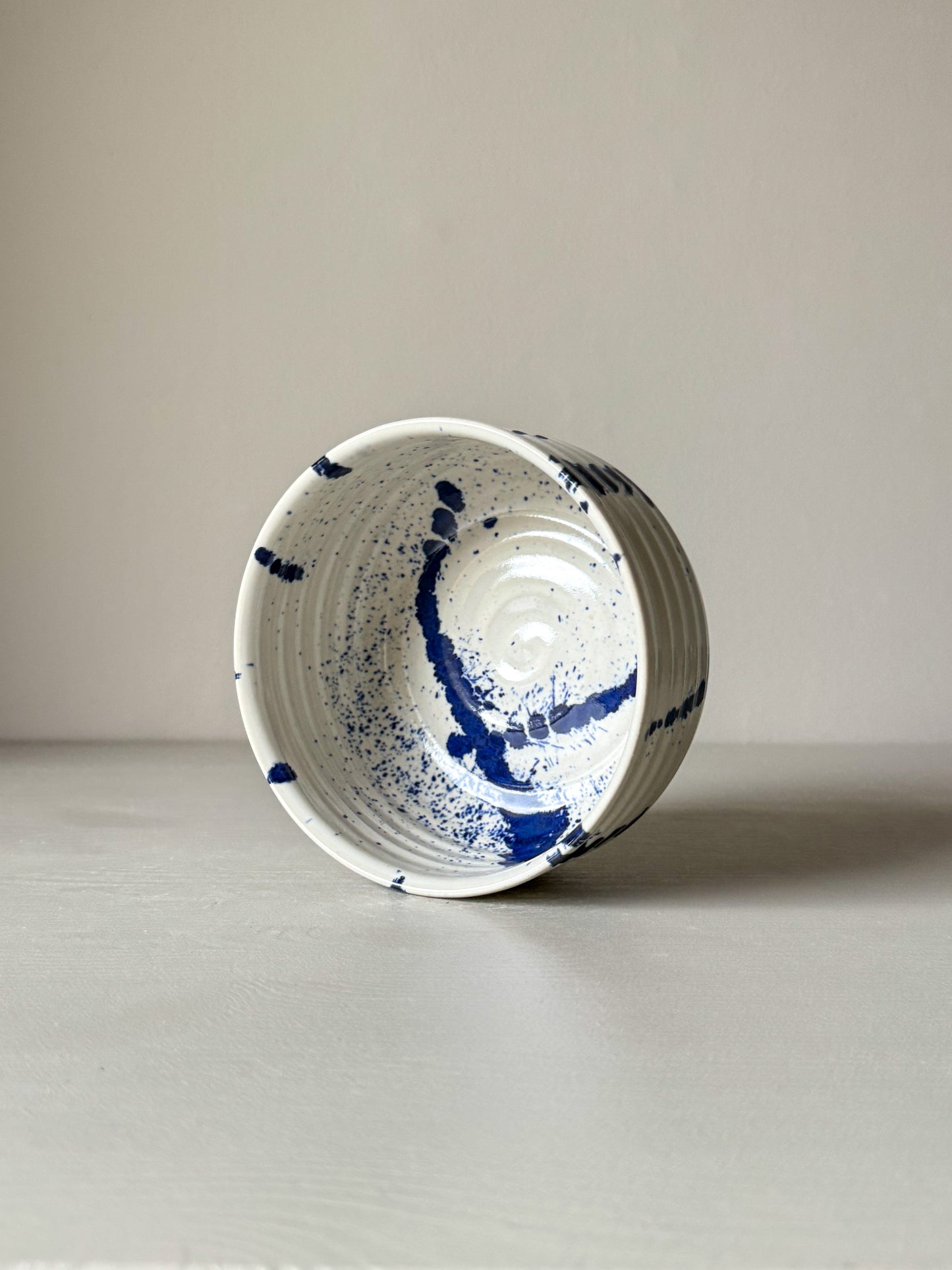 Matcha bowl -  Glossy White & Cobalt Blue