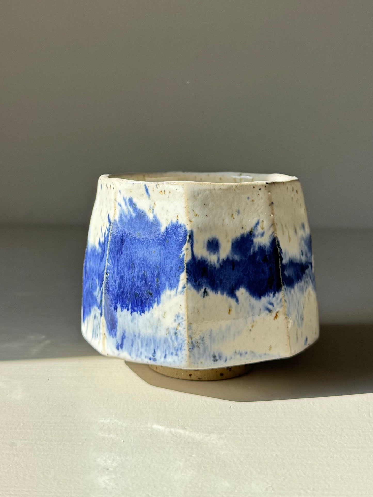 Faceted Cup – Cobalt Blue & Glossy White #03