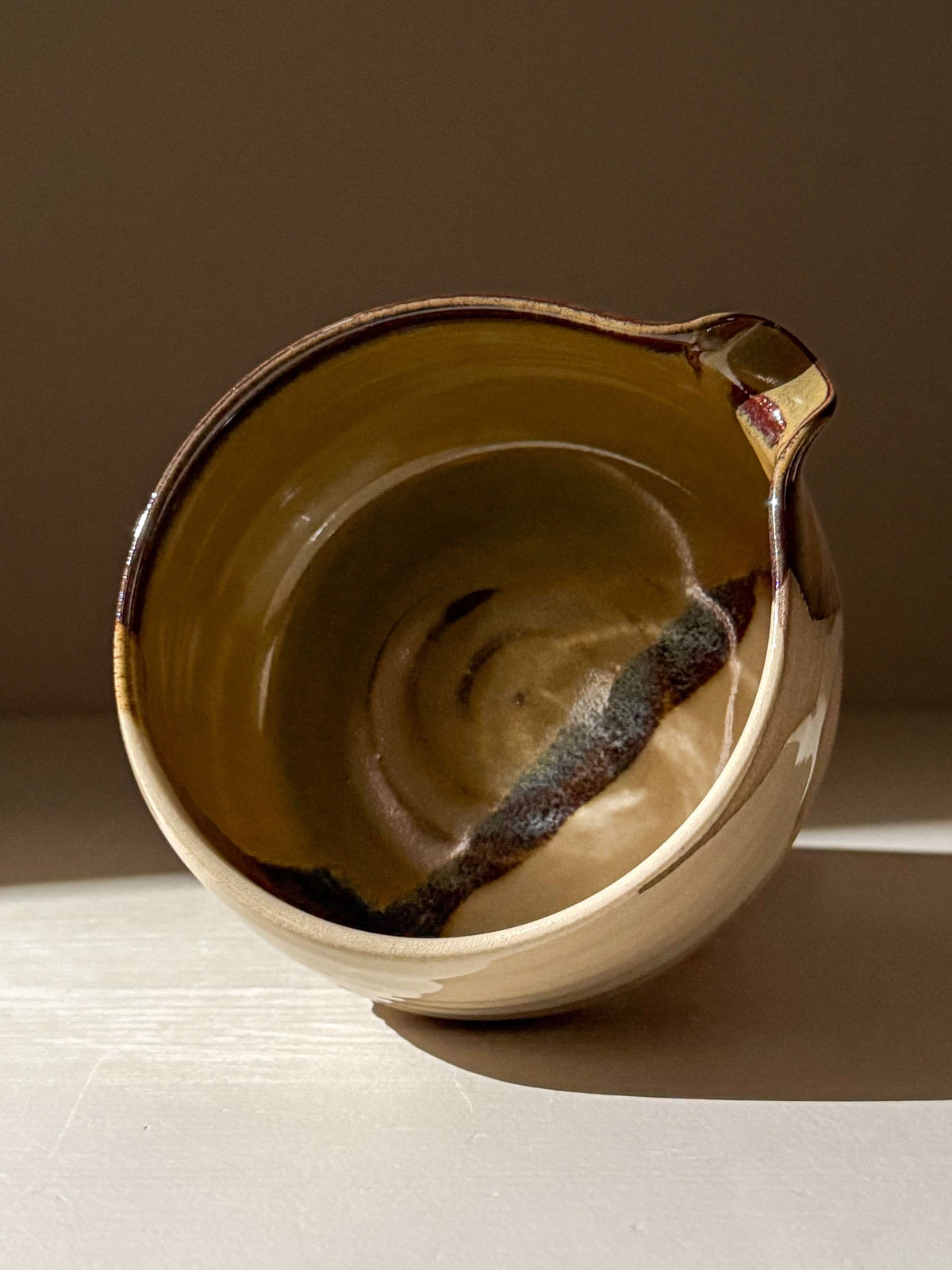 Matcha Bowl with Spout – Inyo #01