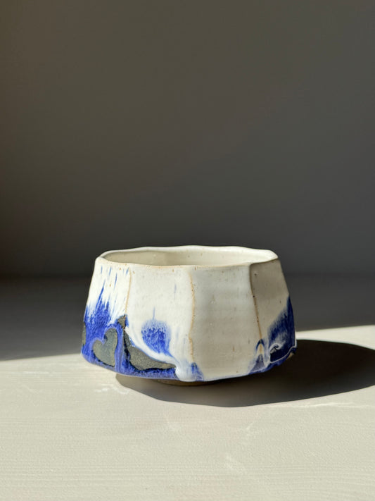 Faceted Matcha Bowl – Cobalt Blue & Glossy White Glaze #02