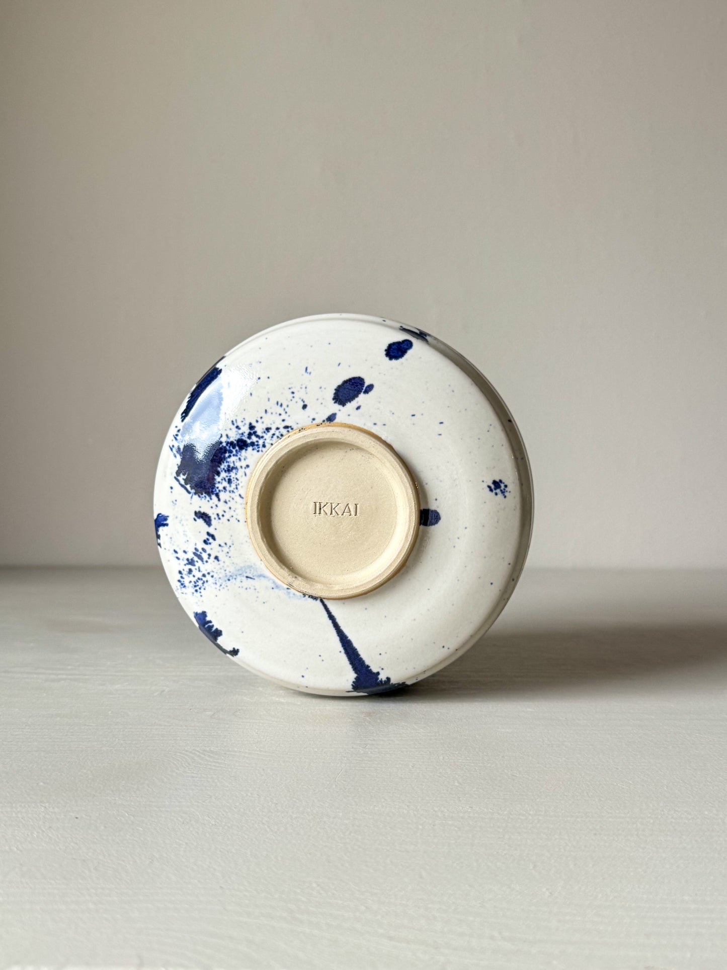 Matcha bowl -  Glossy White & Cobalt Blue