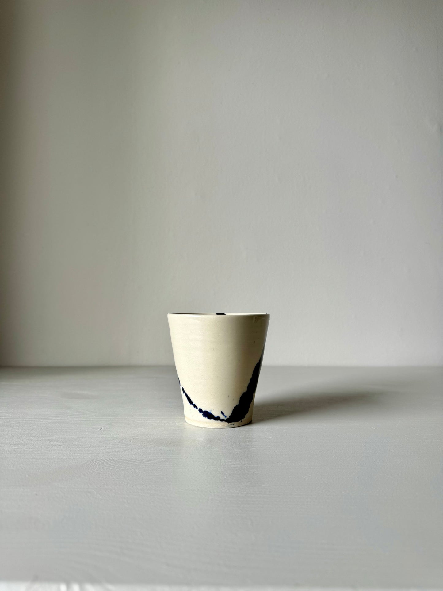 IKKAI Ceramics Coffee cup - Clear glaze & Cobalt Blue