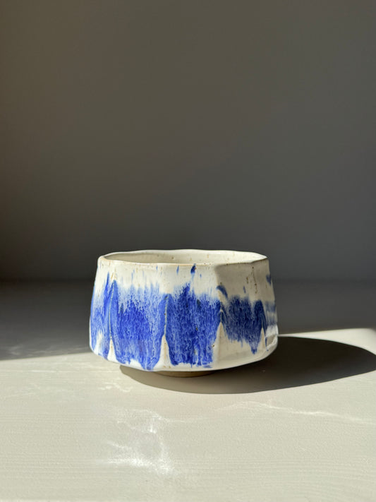 Faceted Matcha Bowl – Cobalt Blue & Glossy White Glaze #01