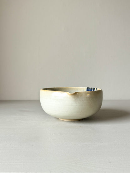 Matcha bowl with Spout - Moonstone & Cobalt Blue