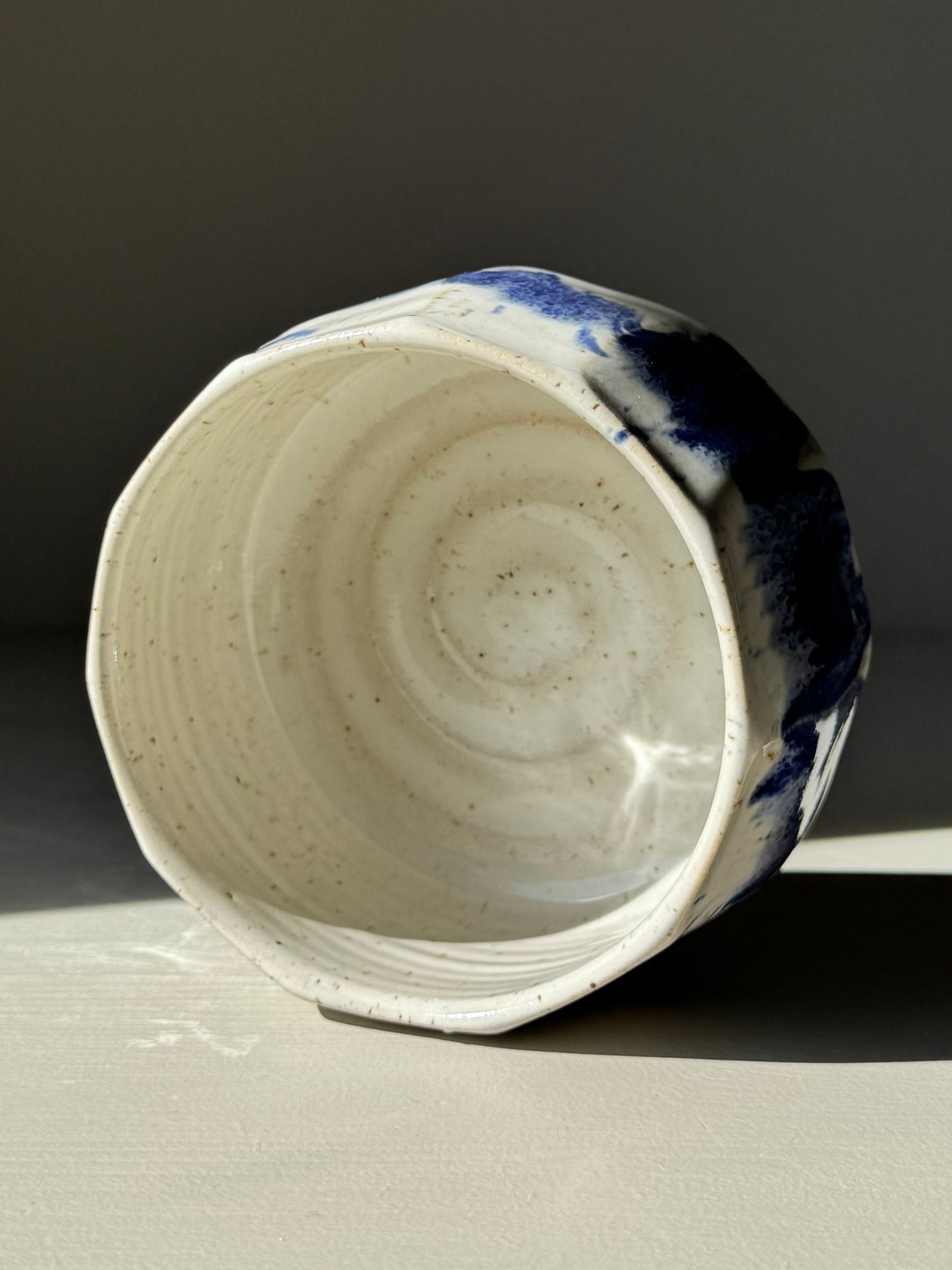 Faceted Matcha Bowl – Cobalt Blue & Glossy White Glaze #01