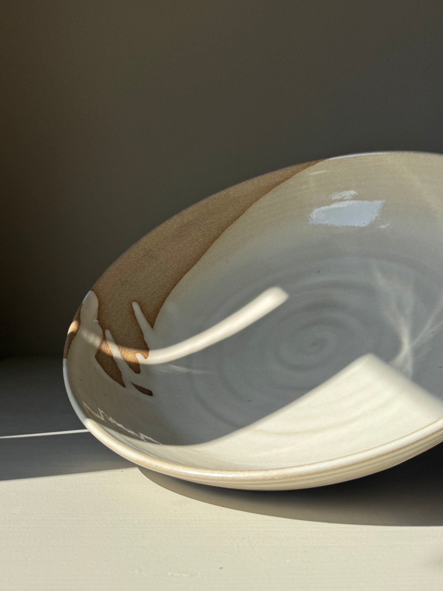 Large Shallow Bowl - Yuki Series