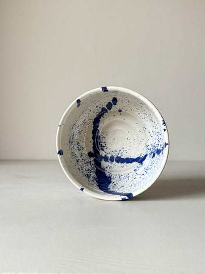 Matcha bowl -  Glossy White & Cobalt Blue