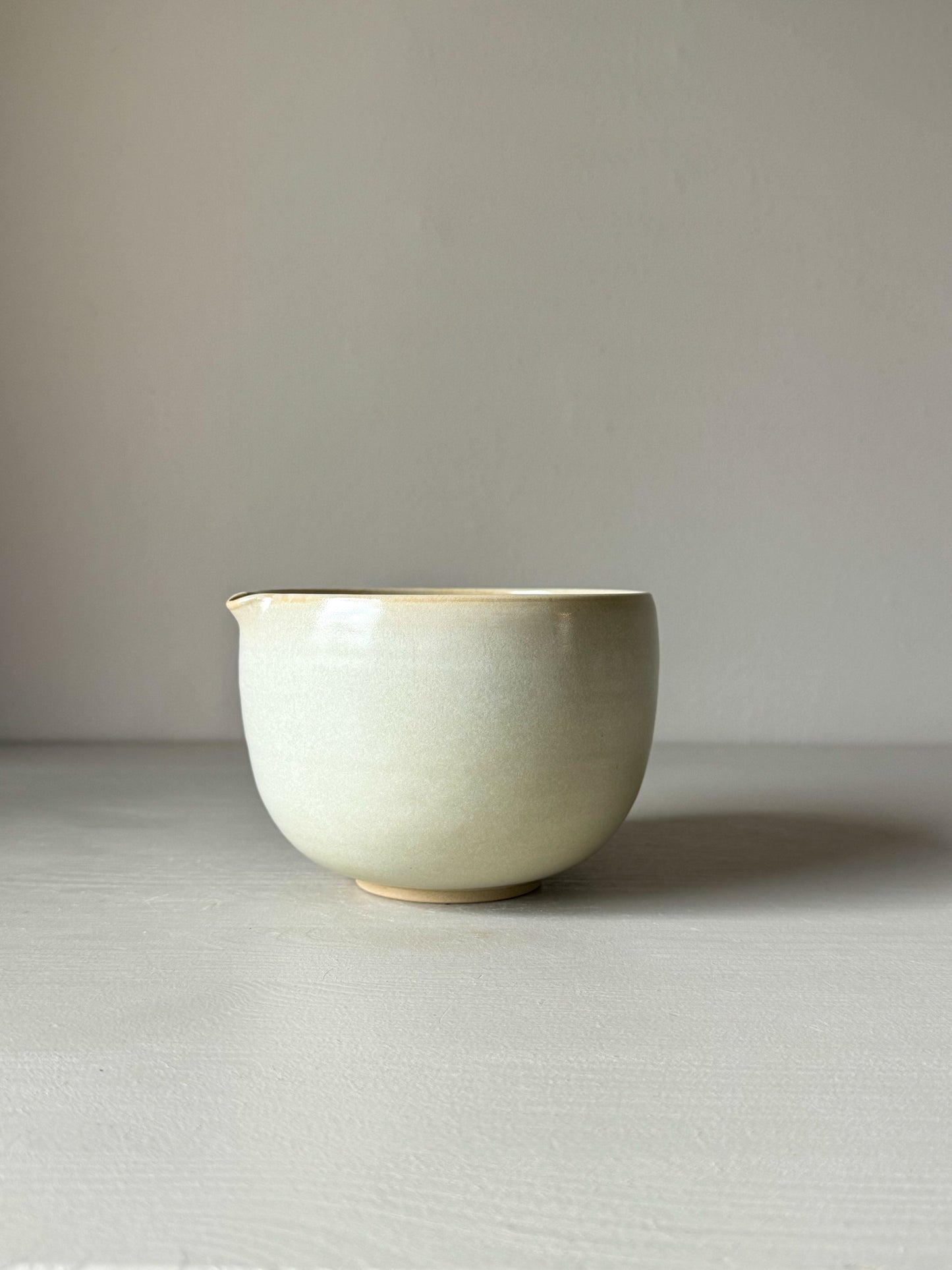 Large Matcha bowl - Moonstone