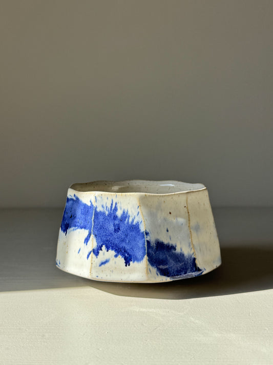 Faceted Matcha Bowl – Cobalt Blue & Glossy White Glaze #04