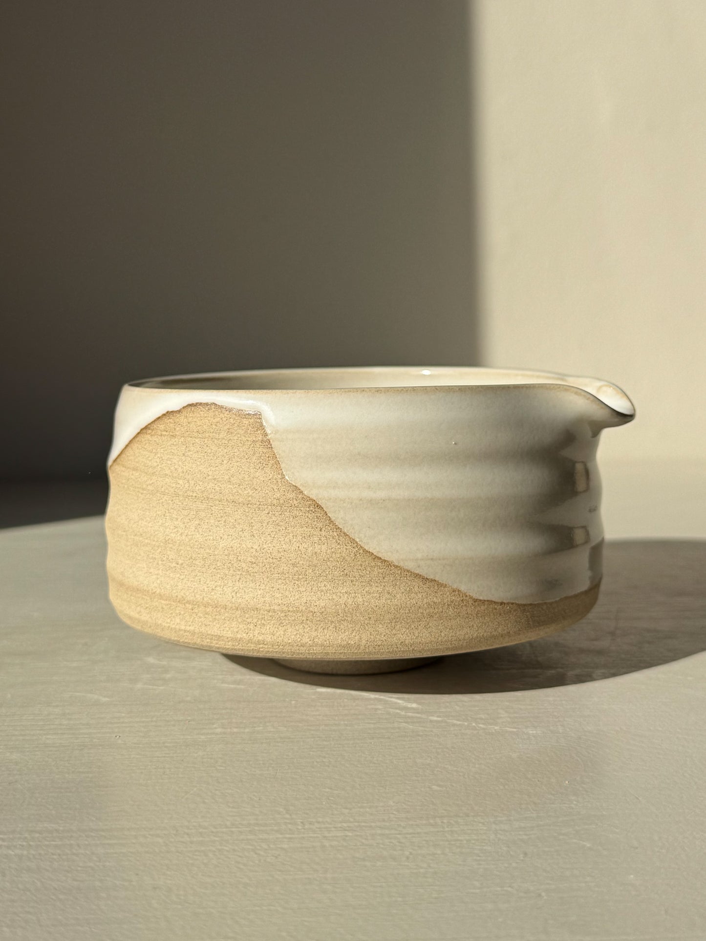 Matcha Bowl with Spout – Yuki #09