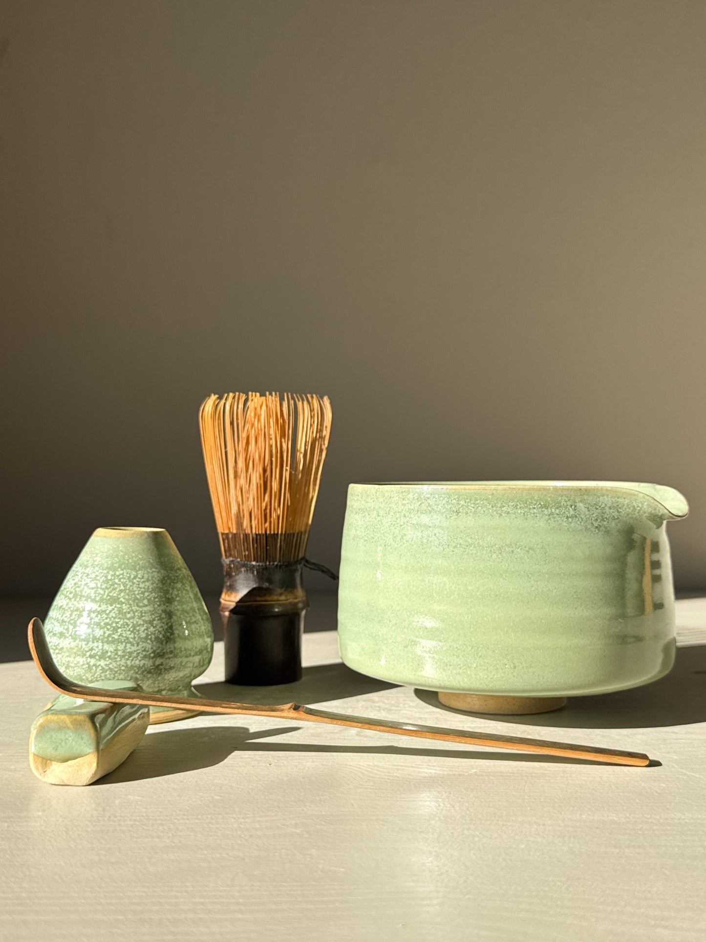 Chopstick- & Matcha Lepelhouder – Mori