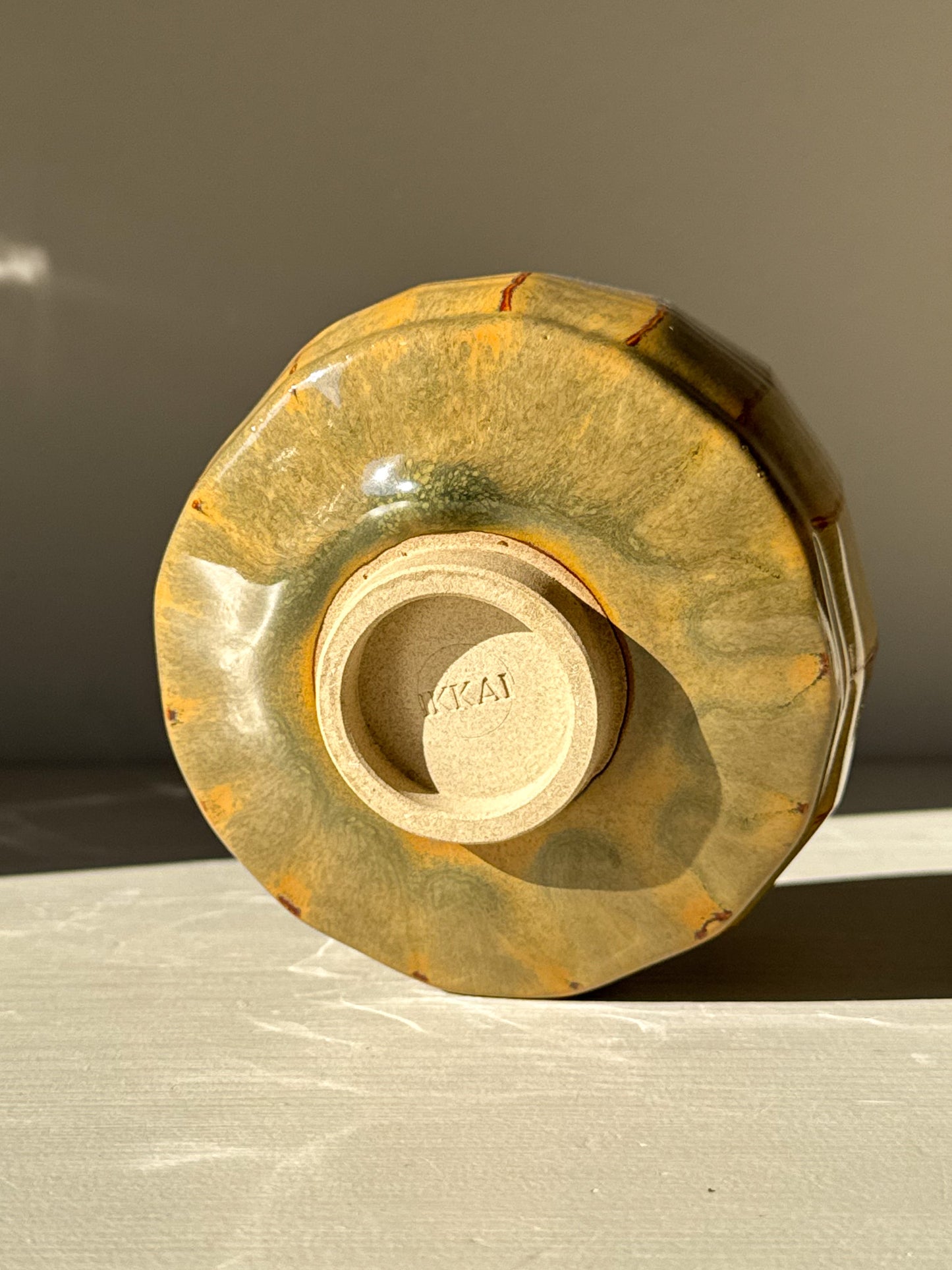 Matcha Kom - Tenmoku Glazuur