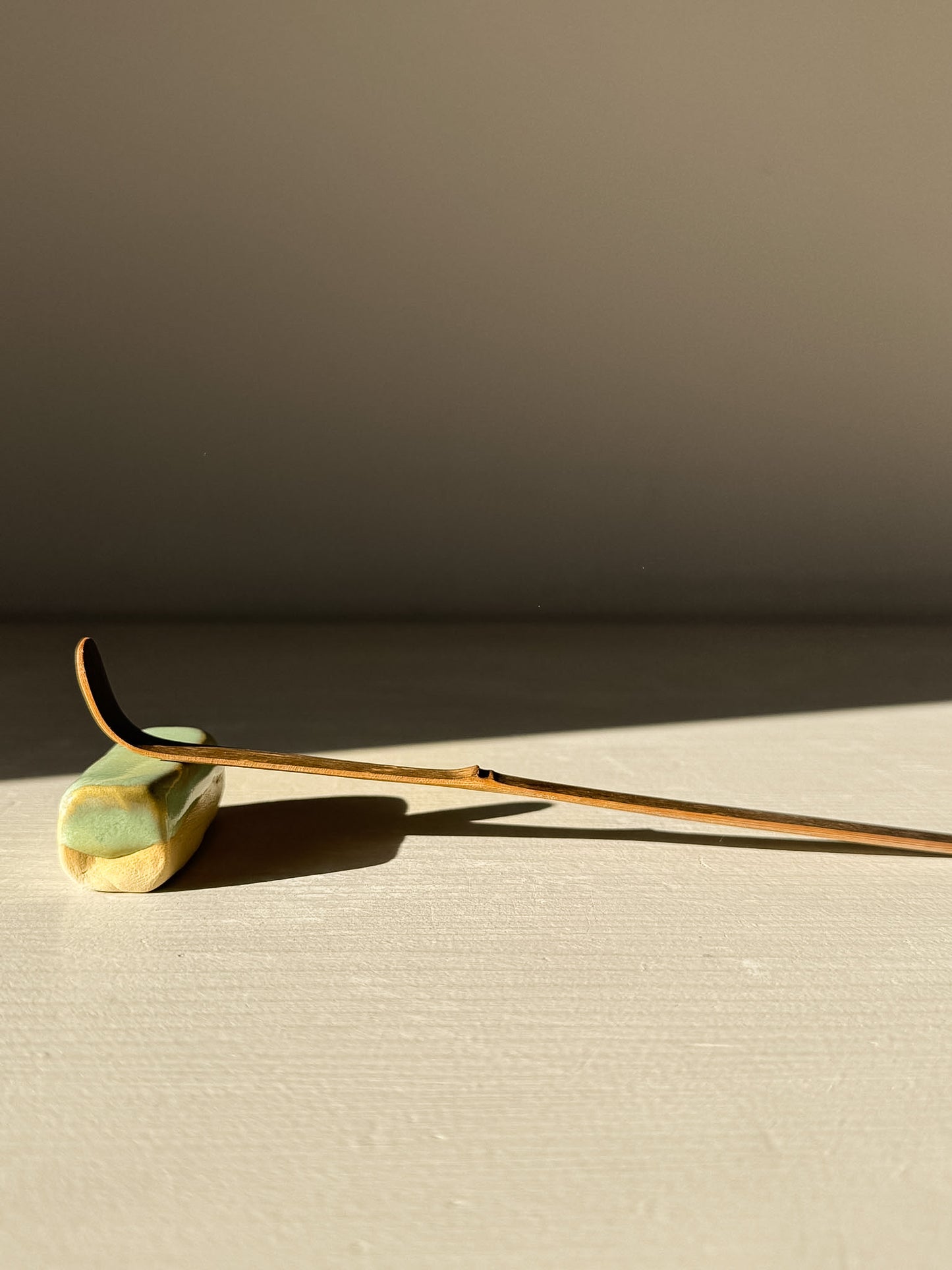 Chopstick- & Matcha Lepelhouder – Mori