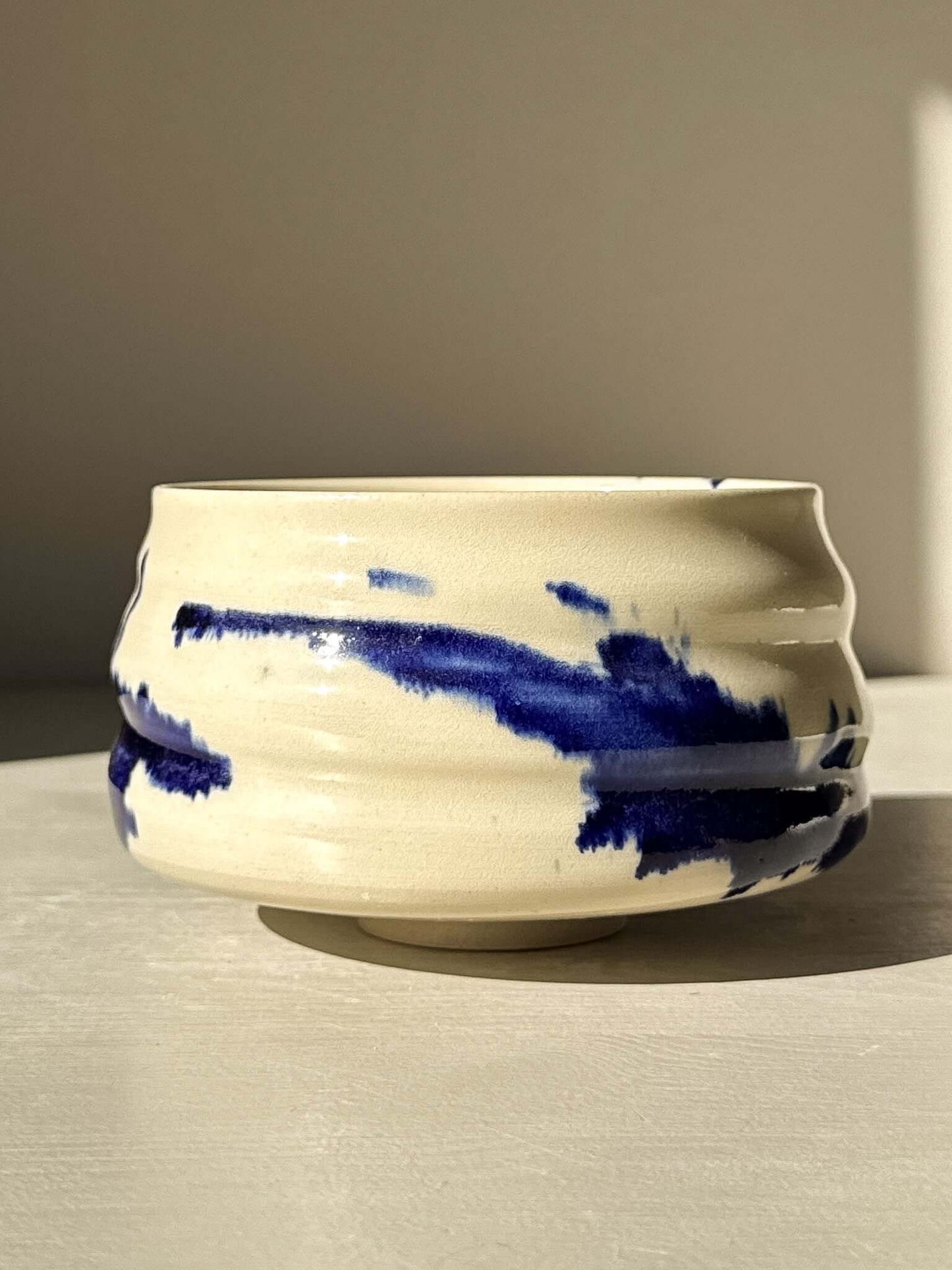 Matcha Bowl – Gosu Series #01 with cobalt blue glaze design.
