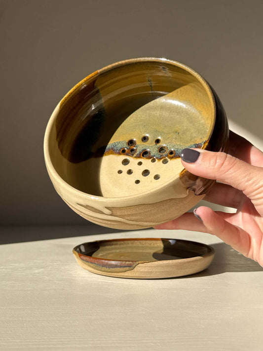 Rounded Berry Bowl - Inyo #02