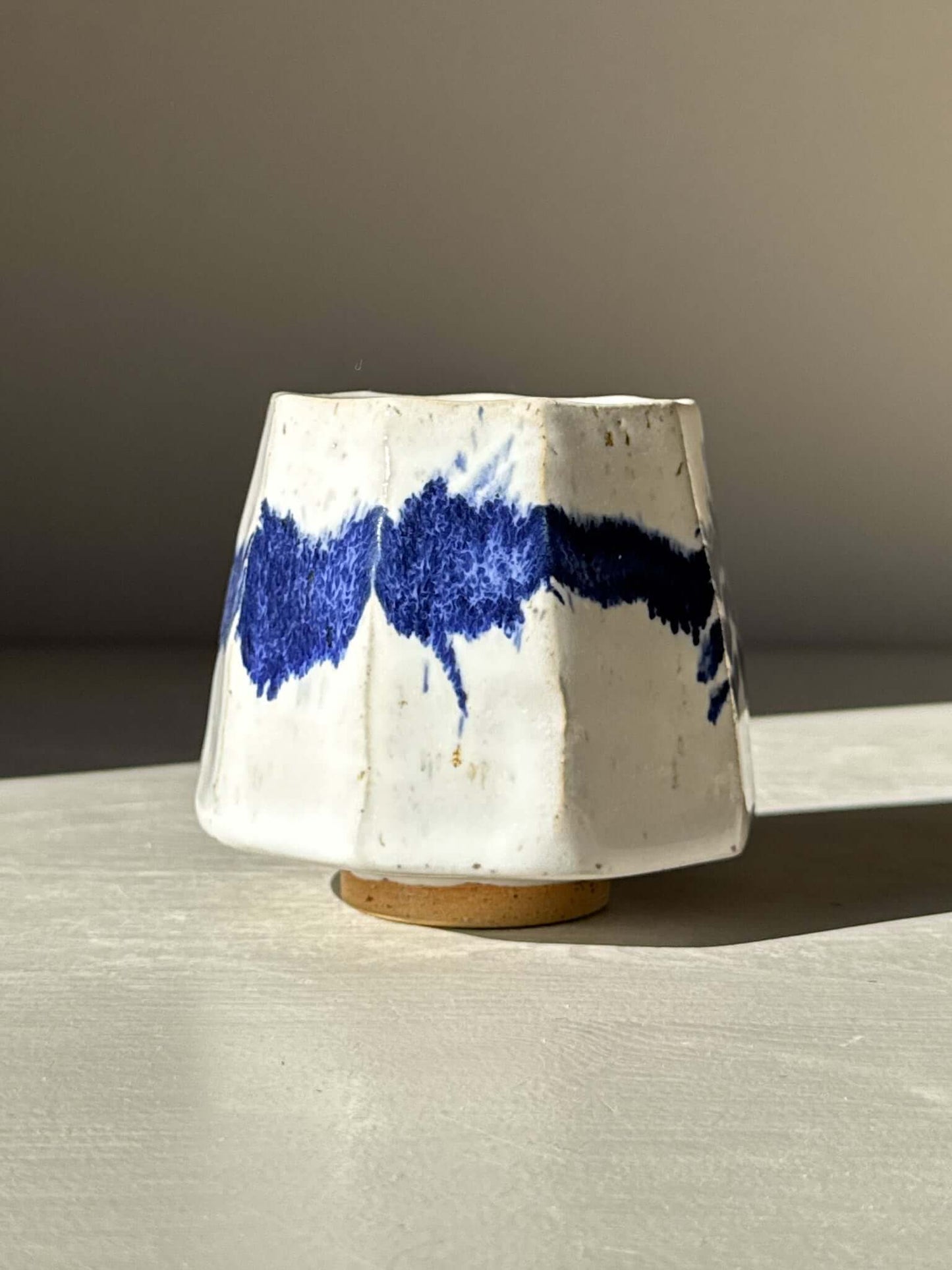 Faceted Cup – Cobalt Blue & Glossy White #02