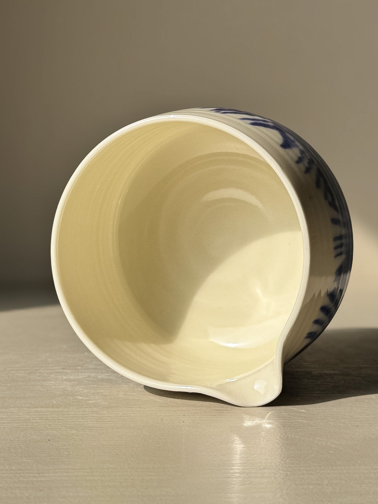 Porcelain Matcha Bowl – Cobalt & Gold Lustre #02