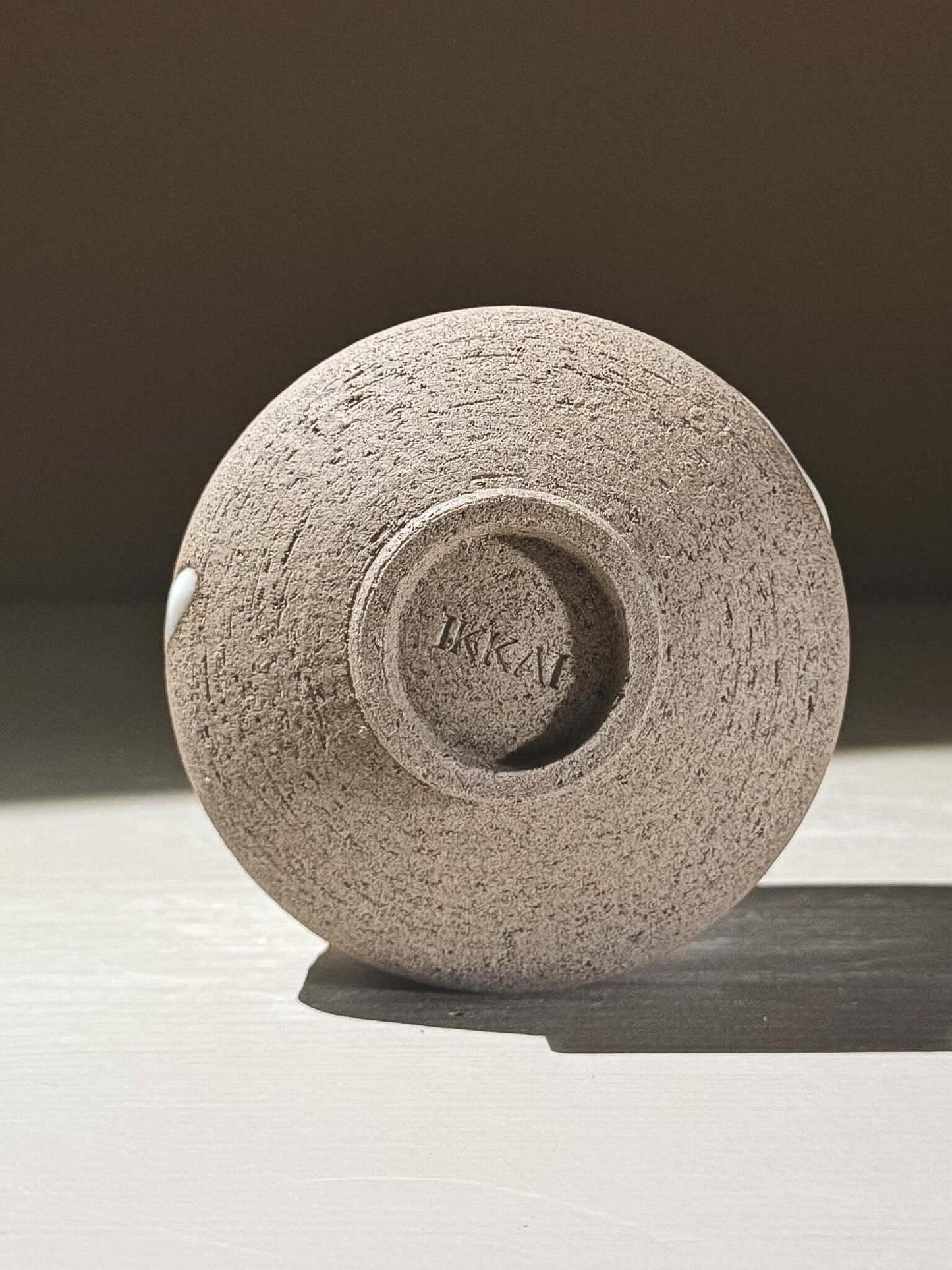 Yunomi Cup - Yuki Ash #01 showing the textured clay base and unique craftsmanship.
