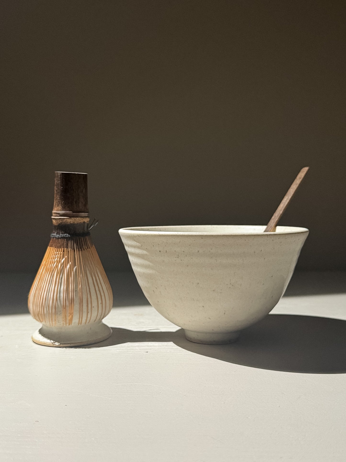 Matcha Bowl & Whisk Holder Set - Eggshell #01