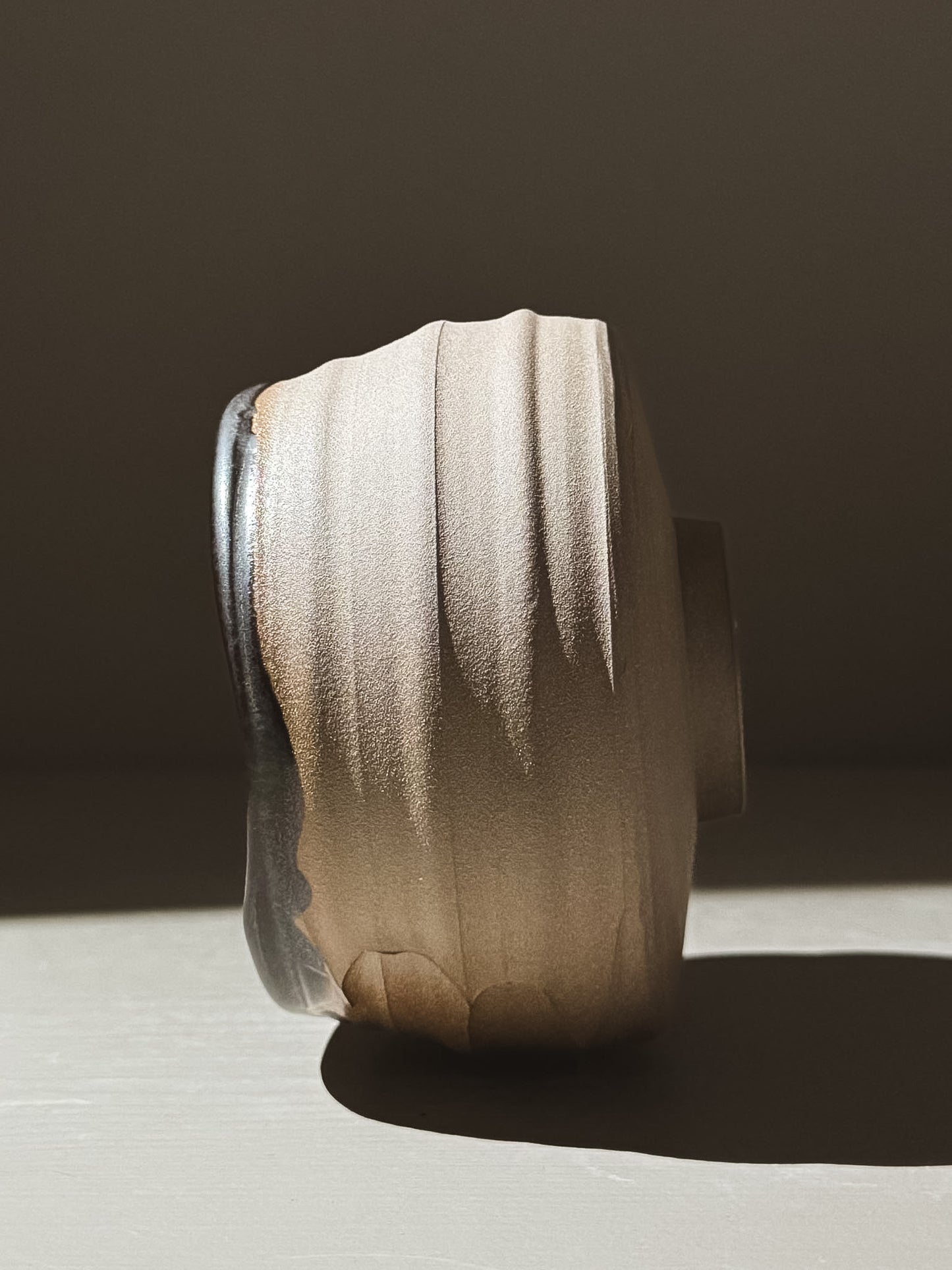 Gestructureerde Matcha Kom - Zwarte Truffle #02