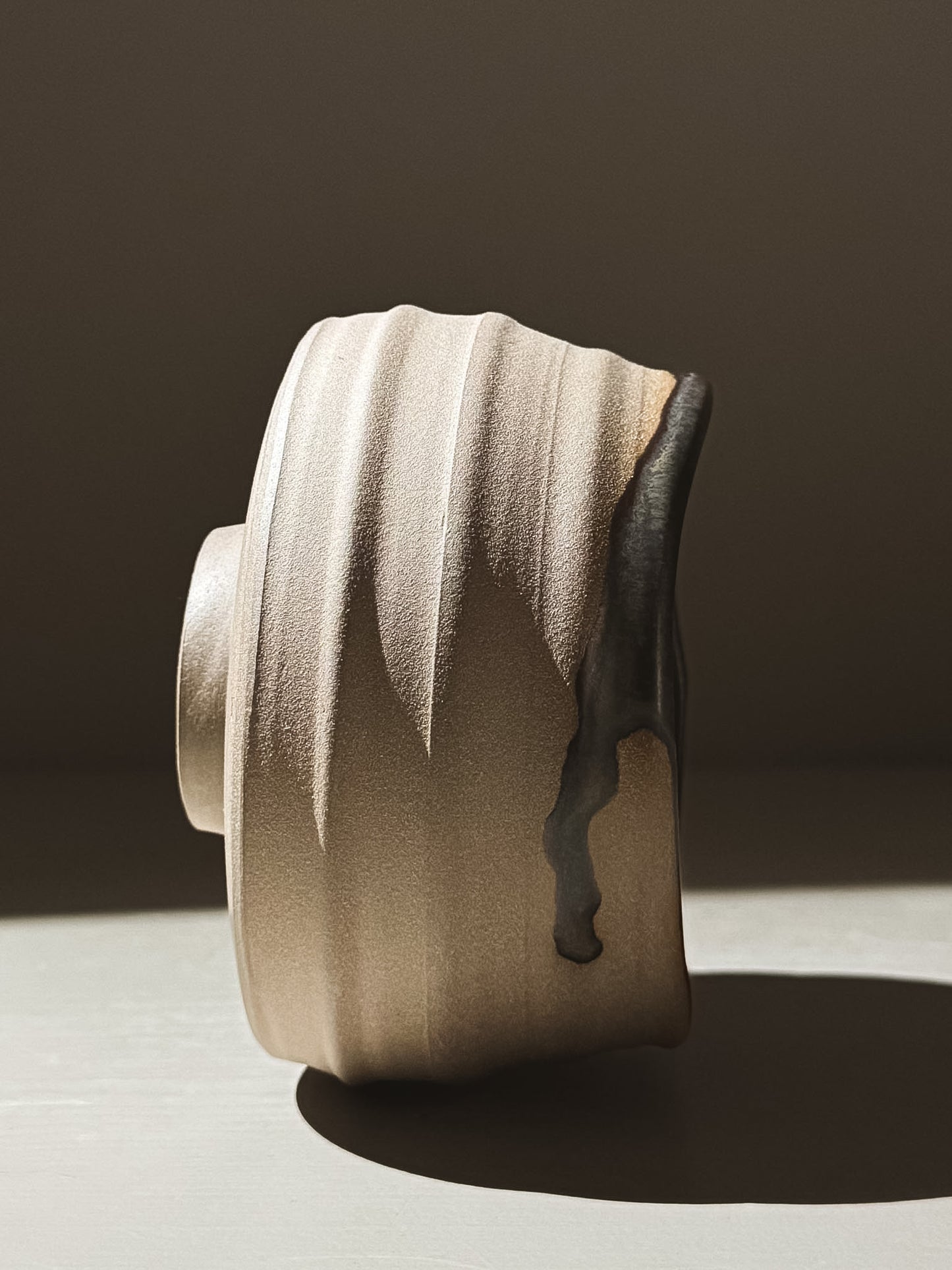 Gestructureerde Matcha Kom - Zwarte Truffle #02