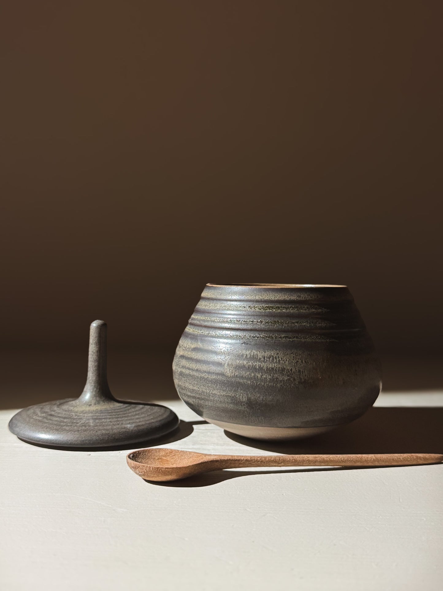 Pot met Deksel - Zwarte Truffle #02