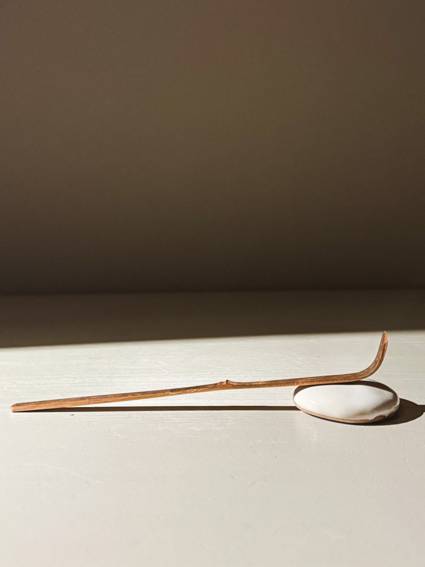 Round Chopstick/Spoon Rest – Yuki