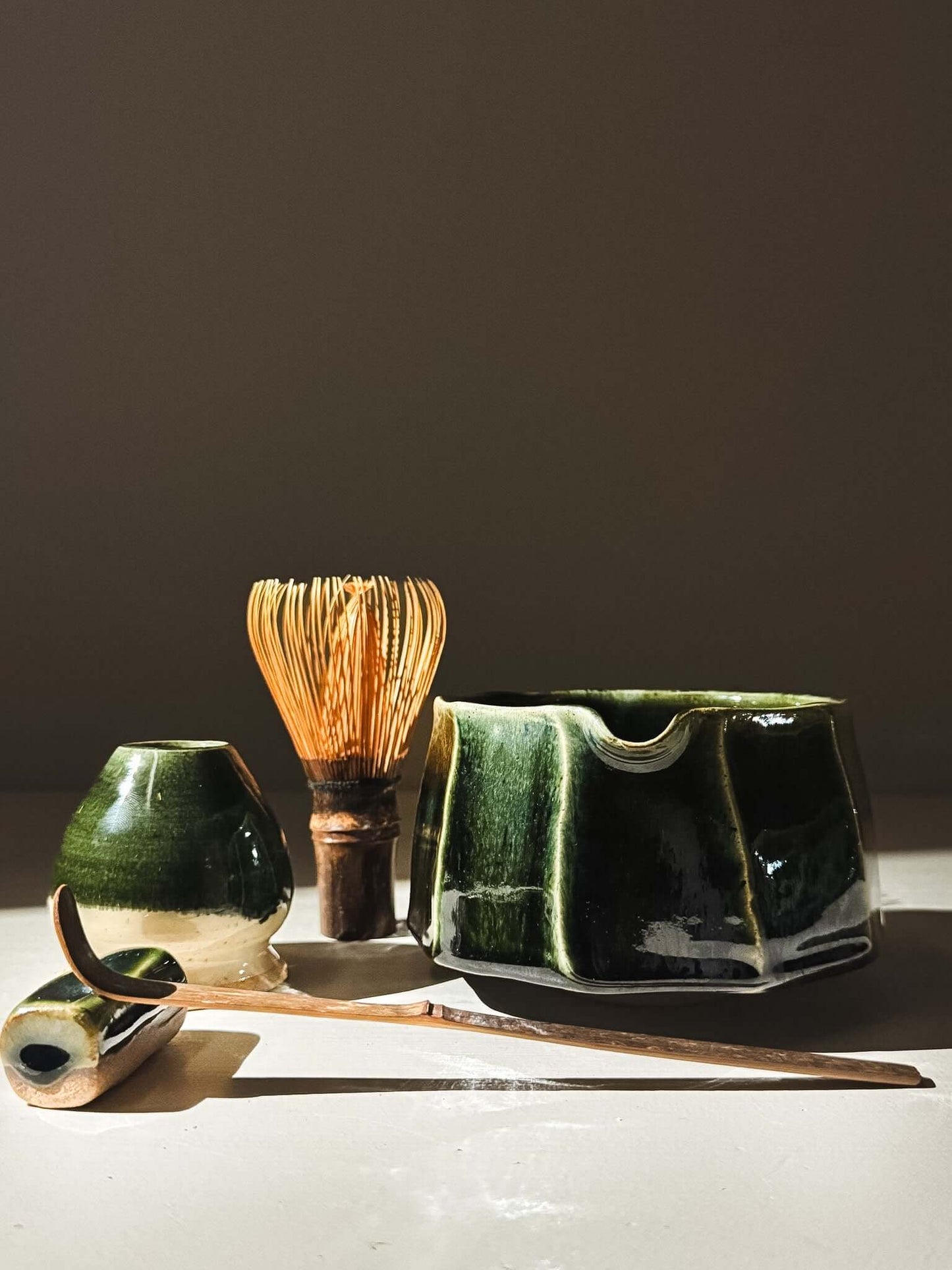 Faceted Matcha Bowl with Spout - Hinoki #01
