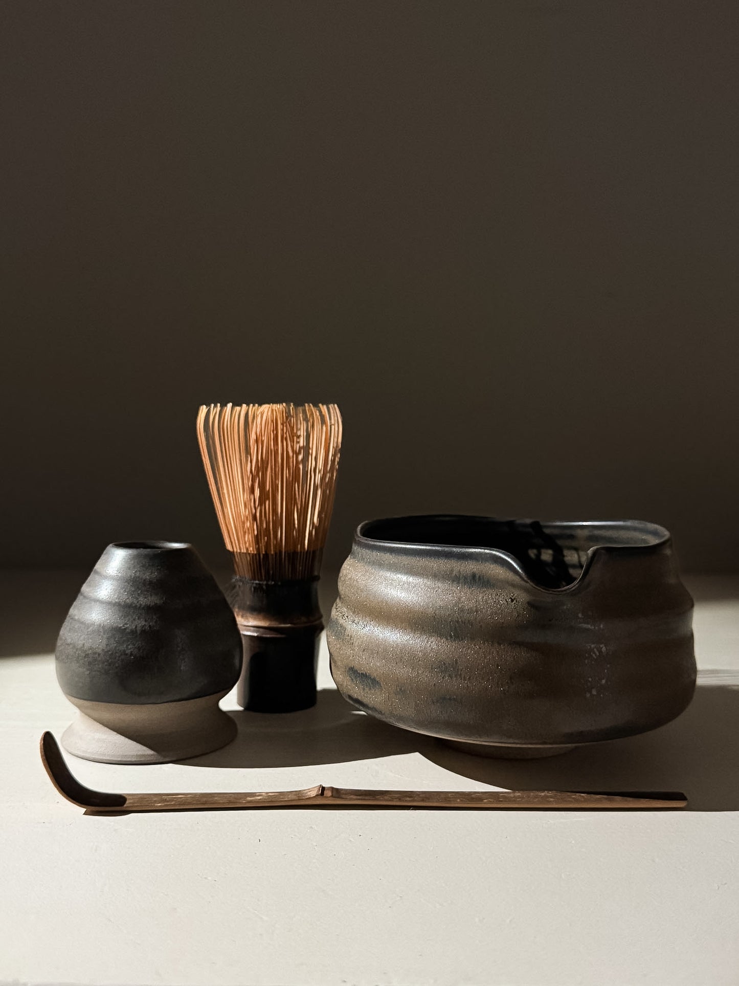 Matcha Bowl with Spout - Black Truffle #03