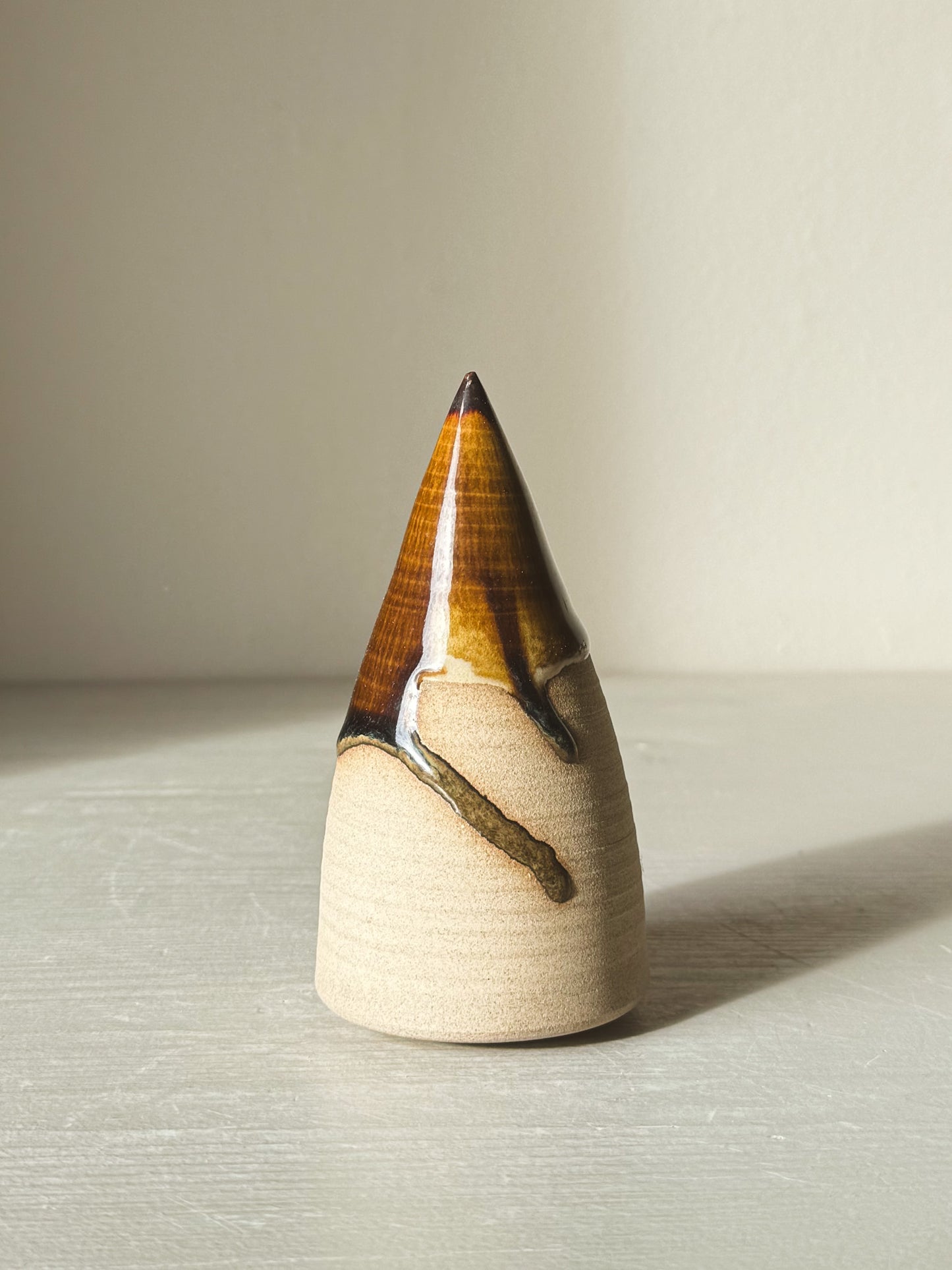 Ceramic Christmas Tree – Inyo #02